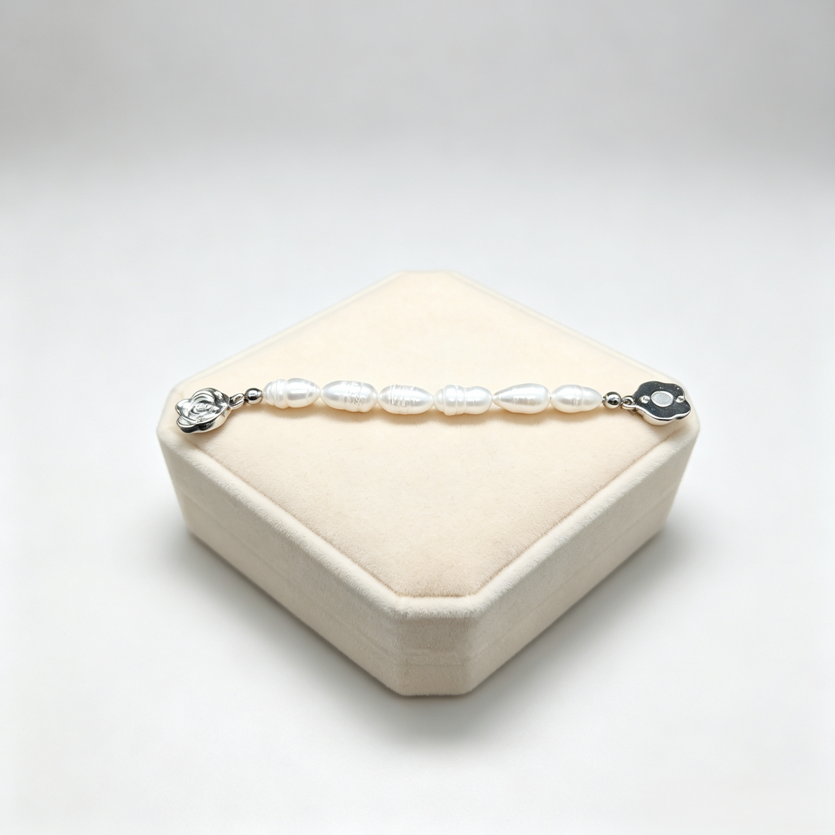 Jiowel Mix & Mag Freshwater Pearl Natural Raw Stone + Citrine Natural Raw Stone Bracelet