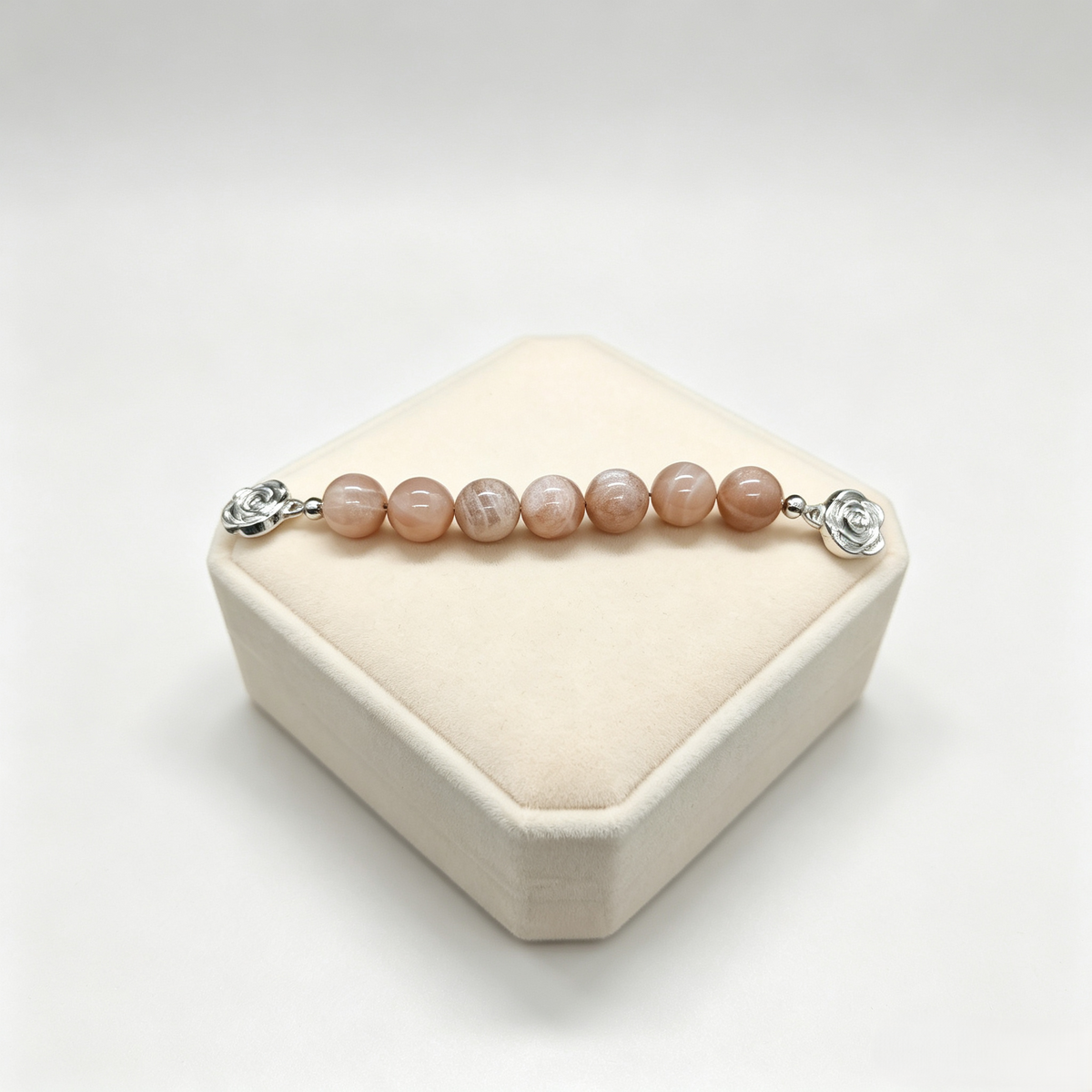 Jiowel Mix & Mag Peach Moonstone & Moss Agate Bracelet